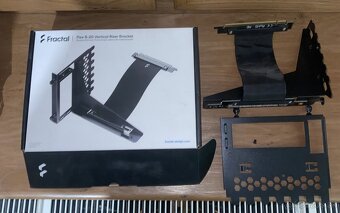 Fractal Flex B-20 Vertical GPU - 3