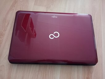predám Fujitsu Lifebook A531 - 4gb ram - 250gb hdd - 3