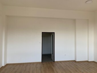 Klimatizovaná kancelária na Fiľakovskej ceste - 30m2 - 3