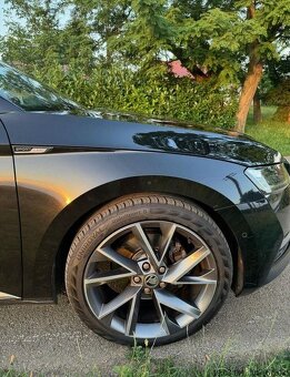 Škoda Superb Combi 2.0 TDI SCR Sportline 4x4 DSG - 3