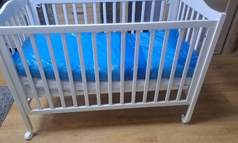 Detská postieľka + 2x matrac + antirefluxný vankúš - 3
