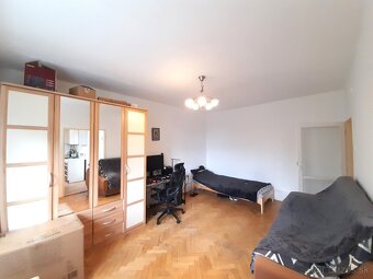Priestranný 2 izbový byt, 54m2 + balkón, sídl.: Podhradová - 3