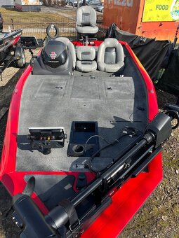 motorový čln Tracker Pro 175 Team, Garmin udh9+force - 3
