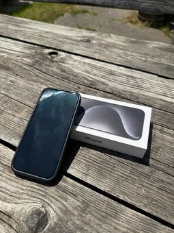 Predam rocny apple iphone 15 pro 128gb black titanium - 3