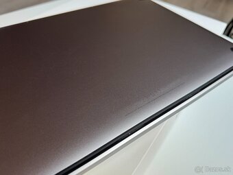 Macbook PRO 2018 15" i7 16GB RAM 512 GB SSD - 3