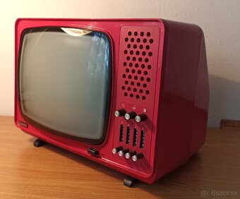 Starý retro televizor Tesla Satelit 4158AB - 3