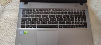 ASUS VivoBook Max X541 - 3