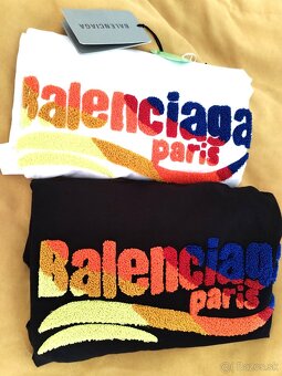 Tricko Balenciaga čierne chlpaty napis - 3