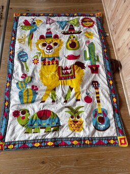 Krasna interaktivna podlozka pre babatko - 3