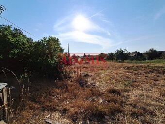 ADOMIS - Predáme stavebný pozemok na dvojdom, trojdom 1160m2 - 3