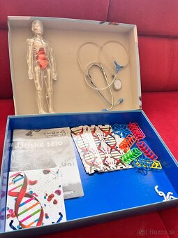 stolná hra Clementoni Detské laboratórium - Ľudské telo - 3