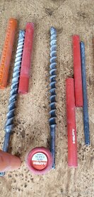 Predám starší vrták hilti +1 sekáč. - 3