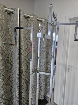 Vybavenie predajne - 3