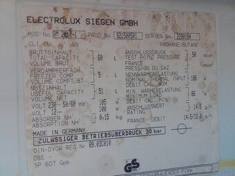 Absorpcna chladnicku do karavanov - 3