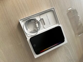 Nový iPhone SE 128GB - 3