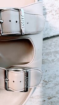 DKNY šľapky - 3