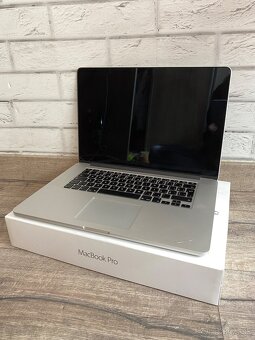 MacBook Pro Retina, 15”, mid 2015 - 3