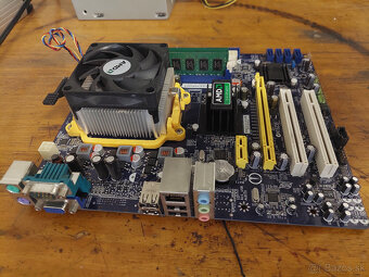 Foxconn A74ML-K, AMD Phenom II X4 945, DDR2 4GB - 3