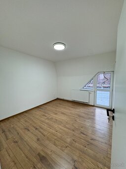 Prenájom administratívne / kancelárske priestory - Nitra - 3