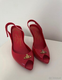 Vivienne Westwood č . 37 - 3