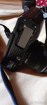 Olympus OM-D E-M10 Mark II - 3
