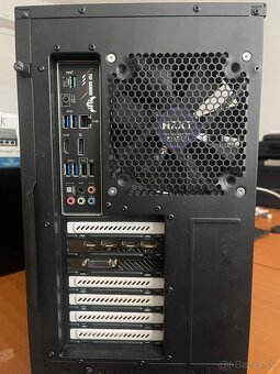Tichý herný PC – Ryzen 5, 32 GB RAM, GTX 1080, SSD - 3