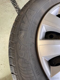 Predám zimnú sadu Sava 195/65R15 dezén 5/7mm - 3