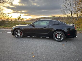 🐎 Ford Mustang 3.7 V6 Premium – automat – 2010 – 71 000 km - 3