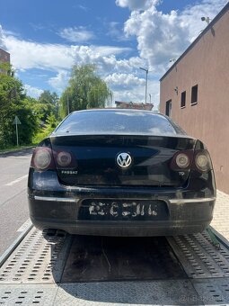 Rozpredám na diely VW Passat b6 2.0 TDI 103 kw 6 st automat - 3