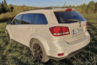 Fiat Freemont 2.0 D Black Code 2015 125kw 4x4 - 3