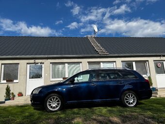 TOYOTA AVENSIS COMBI 2.0 D4D 85 KW - 3