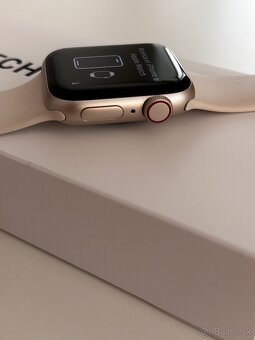 Apple Watch SE 2. Generácia 40mm Starlight - 3