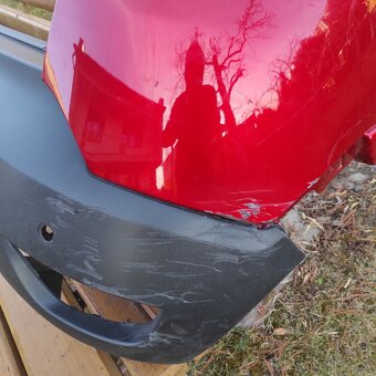 Nárazník zadný s pravým blatníkom na Captur I - 3