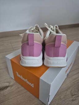 Nove damske tenisky Timberland, 41.5 - 3