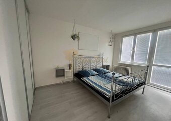 3-izb. byt, Komárnická ul., Ružinov pri Štrkovci - 3