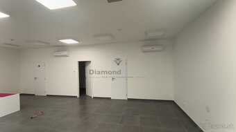 Na prenájom obchodné priestory v budove Orbis Nitra - 3