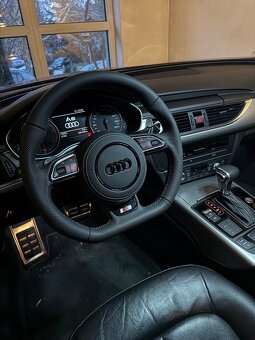 AUDI MULTIFUNKCNY VOLANT S AIRBAGOM A PADLAMI, biela niť - 3