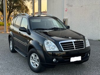 Ssangyong Rexton RX 270 2009 4X4 FACELIFT KRASNY STAV - 3