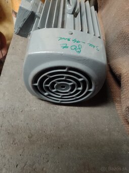 Predam 3kw elektromotor. - 3