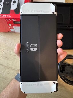 Nintendo Switch OLED + príslušenstvo - 3