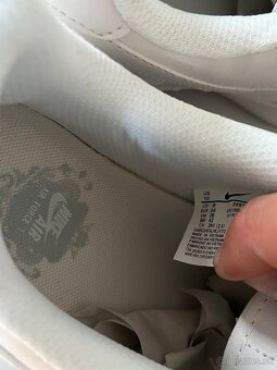 Nike - 3