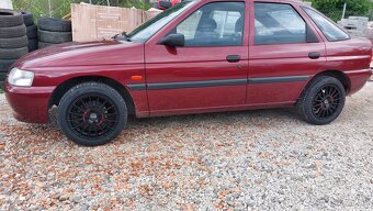 Ford escort 1.3 i benzin,ročník 1997 - 3