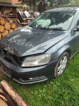 Predám Volkswagen Passat B7 2012 - 3