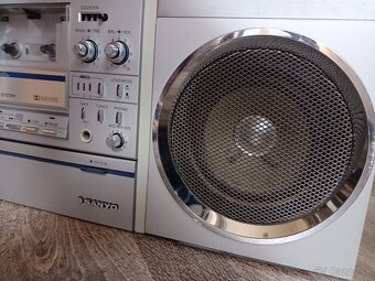 Sanyo C7s, radiomagnetofon retro kazeťák - 3