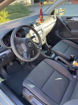 Predám VW Golf VI - 3