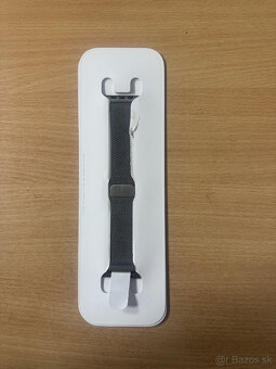 Apple Watch 42mm Natural Milanese Loop - 3