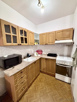 Ponúkame Vám na prenájom čiastočne zariadený, 2 izbový byt v - 3