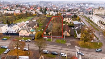 Starší RODINNÝ DOM s veľkým POZEMKOM v Trebišove - 3