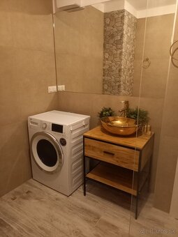 Predám byt 62m2; záhrada 53m2,parkov.miesto, RAJKA Maďarsko - 3