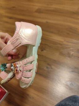 Dievčenské sandálky - 3
